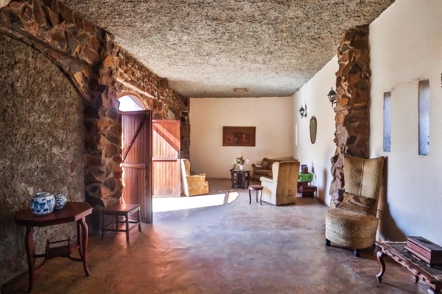 8 Bedroom Property for Sale in Rietfontein AH North West